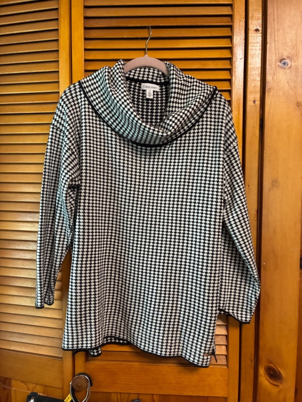 Calvin Klein Black & White Houndstooth Cowl Neck Sweater length 28”